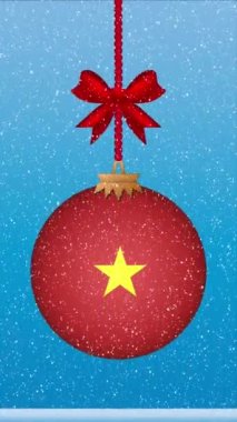 Vietnam bayrağıyla Noel balosuna kar yağıyor.