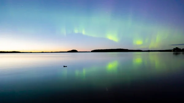 Scenic View Northern Lights Calm Lake Sweden Aurora Borealis — Stock Photo, Image