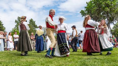 Torstuna, İsveç - 20 Haziran 2025: İsveç folkloru 20 Haziran 2025