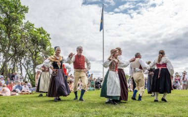 Torstuna, İsveç - 20 Haziran 2025: İsveç folkloru 20 Haziran 2025