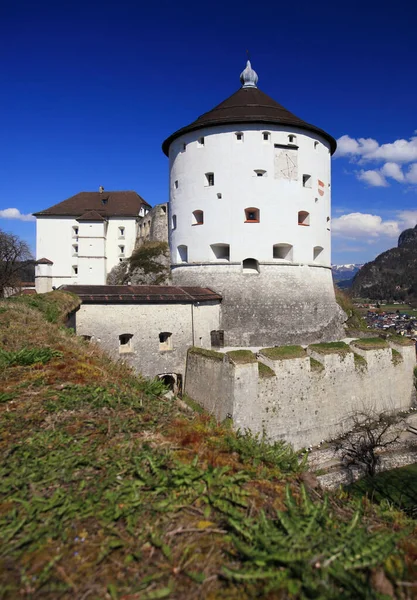 Kufstein Fästning Österrike Med Alperna — Stockfoto