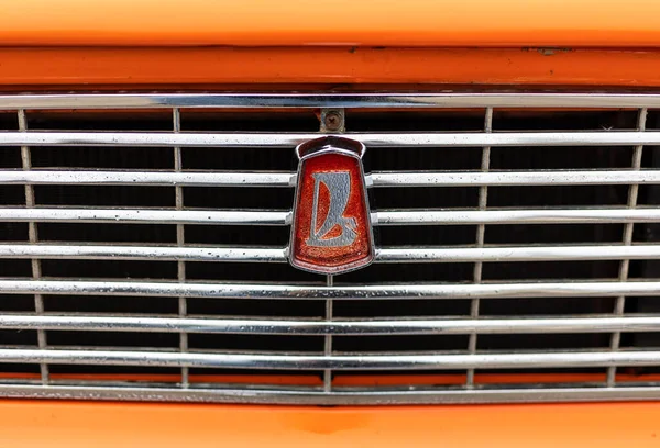 Λεπτομέρεια Του Λογότυπου Αυτοκινήτων Της Σοβιετικής Lada Έκθεση Αυτοκινήτων Retro — Φωτογραφία Αρχείου