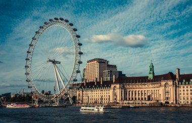 Londra gözü ve ilçe binası Londra, Büyük Britanya, 26 Haziran 2024.