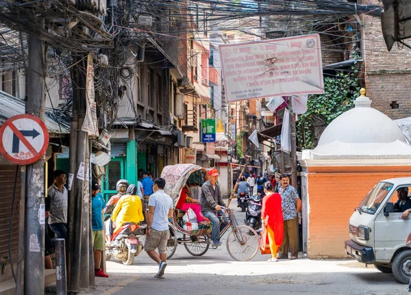 Kathmandu Nepal August 2022 Menschen Auf Den Belebten Straßen Des — Stockfoto
