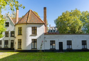 Belçika 'nın Bruges şehrinin ortaçağ mimarisi.