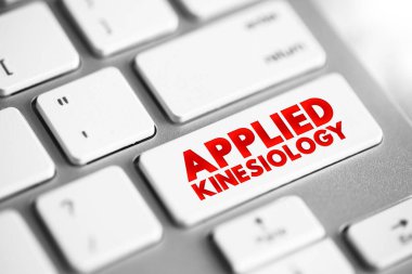 Uygulamalı Kinezioloji, klavyede hastalık teşhisi koyabildiği veya tedaviyi, metin kavramını seçebildiği iddia edilen alternatif tıpta kullanılan sözde bilime dayalı bir tekniktir.