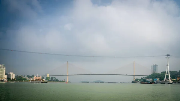 Поблизу Моста Бай Чай Бухті Лонг Єтнамі — стокове фото