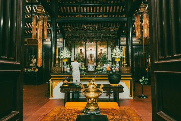 Хюэ Вьетнам Ноября 2022 Года Интерьер Буддийского Храма Тьен Хюэ — стоковое фото