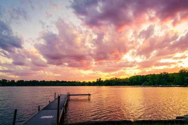 Espectacular Puesta Sol Sobre Lago Wing Bloomfield Township Michigan — Foto de Stock