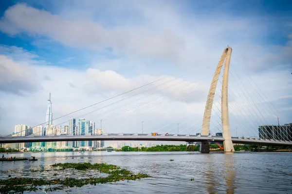 Мост Сон Мост Тхэ Тим Через Реку Сайгон Хошимине Вьетнам Стоковая Картинка