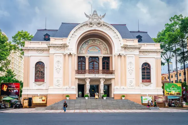 Chi Minh City Vietnam November 2022 Historisch Saigon Opera House Rechtenvrije Stockfoto's
