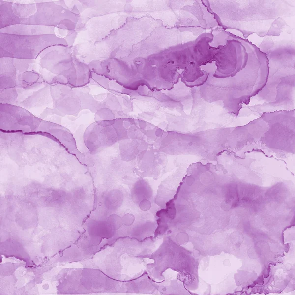 紫色水彩画背景 带有抽象的斑斑磨擦纹理设计 液体条纹流血设计中的浅色 淡紫色和白色彩绘 图库照片