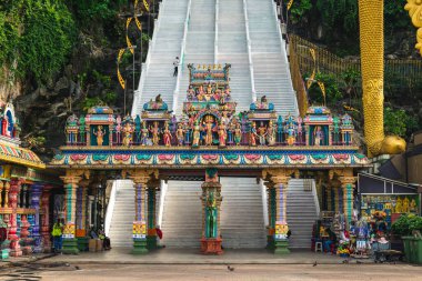 batu caves, a mogote at kuala lumpur, malaysia