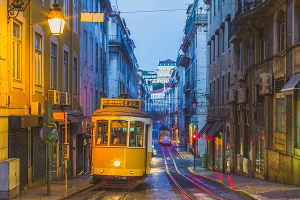 Spårvagn Linje Lissabon Portugal Natten — Stockfoto