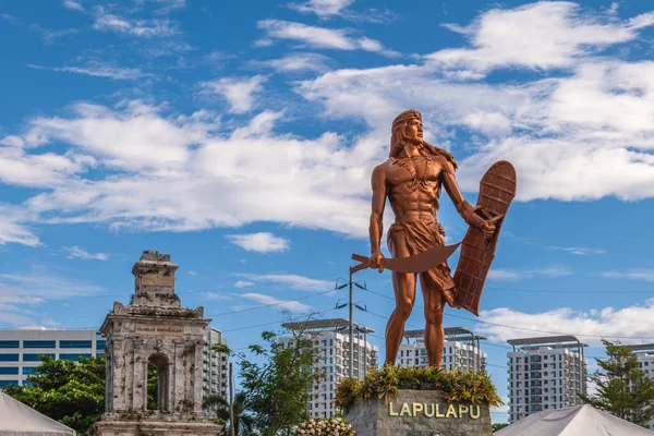 Maio 2023 Estátua Lapulapu Santuário Mactan Ilha Mactan Cebu Filipinas — Fotografia de Stock