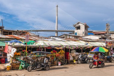 4 Mayıs 2023: Karbon Pazarı, Cebu, Filipinler 'in en büyük pazarı. Kömürün depolandığı yakındaki bir bölgenin adını almıştır. Cebu 'nun en büyük pazarında yaklaşık 6 bin satıcı var..