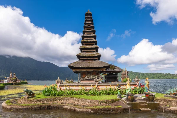 Pura Ulun Danu Bratan Egy Hindu Shaivite Templom Balin Indonéziában — Stock Fotó