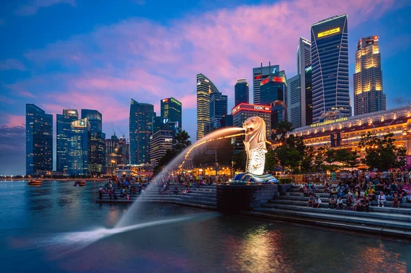 Stycznia 2016 Merlion Statue Oficjalna Maskotka Singapuru Marina Bay Singapurze — Zdjęcie stockowe