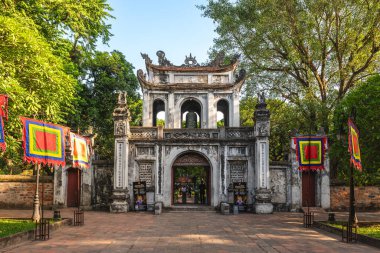 November 17, 2023: Gate to the Temple of Literature, a temple dedicated to Confucius in Hanoi, Vietnam established in 1070. It also hosts the Imperial Academy, the first national university in vietnam clipart