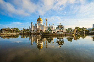 Bandar Seri Begawan, Brunei Darussalam 'daki Omar Ali Seydien Camii