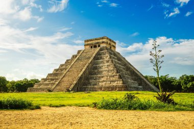 El Castillo, Kukulcan Tapınağı, Chichen Itza, Yucatan, Meksika