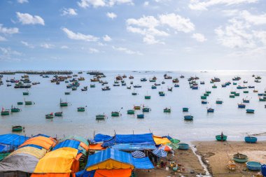 Vietnam, Phat Thiet 'deki Mui Ne Balıkçılık Köyü' nün manzarası