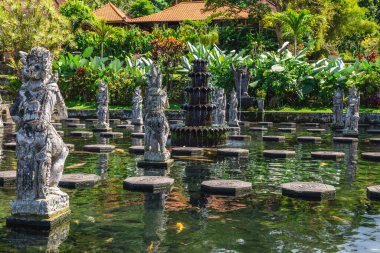 Tirta Gangga, Endonezya 'nın doğusunda eski bir kraliyet sarayı.