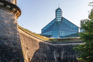 Lüksemburg 'un Kirchberg ilçesindeki Drai Eechelen Müzesi ve Mudam Lüksemburg Müzesi