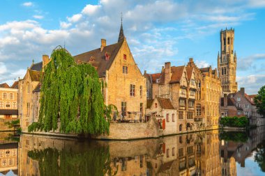 Rosary Rıhtımı Sahnesi, Hollanda Rozenhoedkaai, Bruges, Belçika