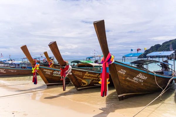Krabi Thailand October 2022 Традиційні Тайські Човни Березі Океану — стокове фото