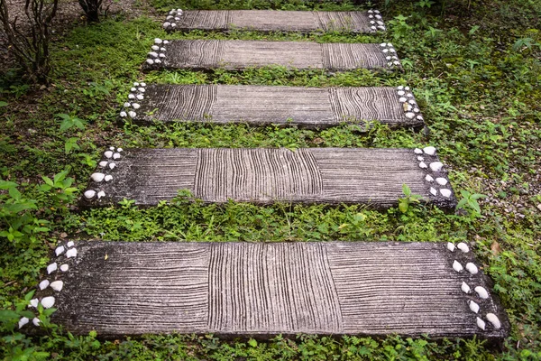 Velhas Escadas Madeira Rústica Jardim — Fotografia de Stock