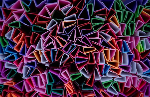 プラスチック三角形のカラフルな抽象的な質感の背景 — ストック写真