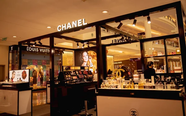 Kuala Lumpur Malaysia Декабря 2022 Вывеска Логотипа Розничного Магазина Chanel — стоковое фото