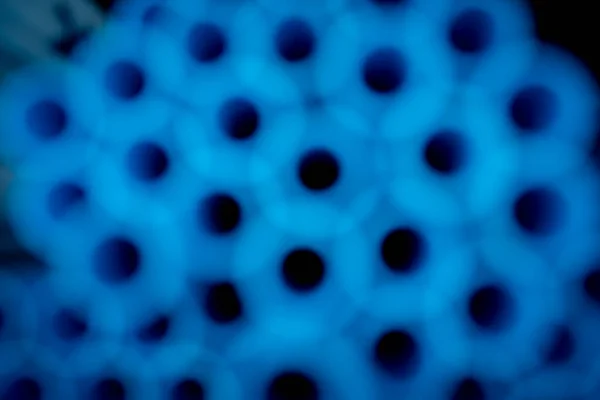 蓝色塑料管堆叠的背景 — 图库照片