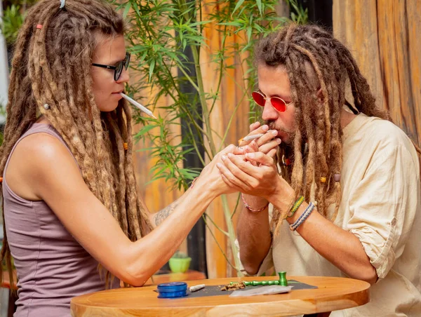 Hippie Style Couple Smoking Cigarettes Medical Marijuana — 스톡 사진