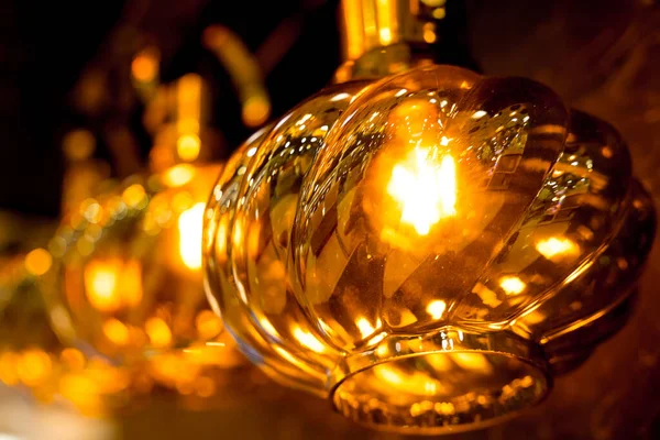 Dekoracyjne Tło Lampy Salonie Dużego Sklepu — Zdjęcie stockowe