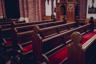 Eski Avrupa Katolik Kilisesi 'nde kilise sıraları