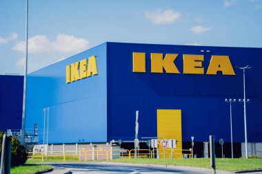 WROCLAW, POLAND - 15 Nisan 2023 Wroclaw 'daki IKEA Mağazası. Mobilya mağazası.