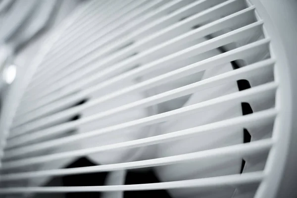 Циркулярный Вентиляционный Воздуховод Выставочном Зале Большого Магазина — стоковое фото