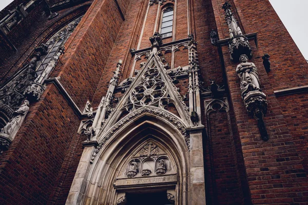 Detale Architektoniczne Gotyckiej Katedry Europie — Zdjęcie stockowe