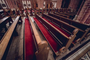 Eski Avrupa Katolik Kilisesi 'nde kilise sıraları