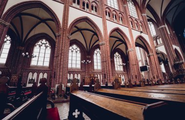 Eski Avrupa Katolik Kilisesi 'nin ana kabuğunun içi..