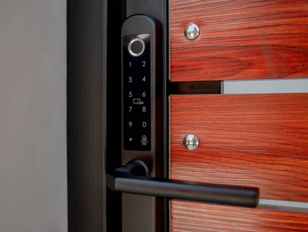 Modern Smart Door Lock Wooden Door Cozy Apartment — Stock Photo, Image
