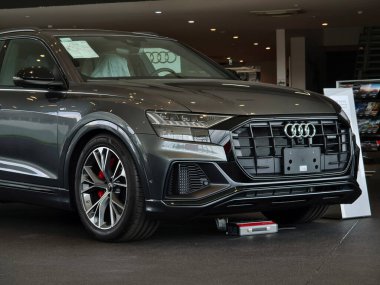 PHUKET, THAILAND- 01 Haziran 2024: Audi galerisindeki modern arabalar.