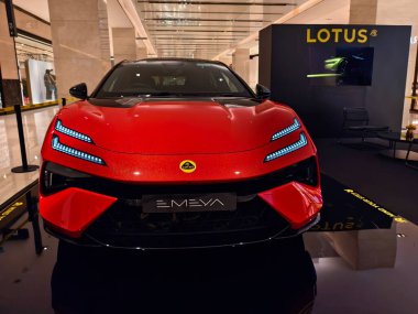 KUALA LUMPUR, MALAYSIA - 20 AĞUSTOS 2024: Kuala Lumpur 'daki Lotus araba galerisi.