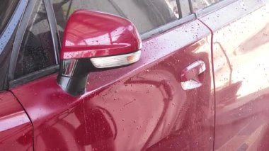 Lüks köpük spreyli kaliteli araba yıkama ve kusursuz bir son için yüksek basınçlı teknikler.