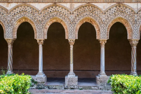 Architektur Kreuzgang Der Kathedrale Monreale Sizilien Italien — Stockfoto