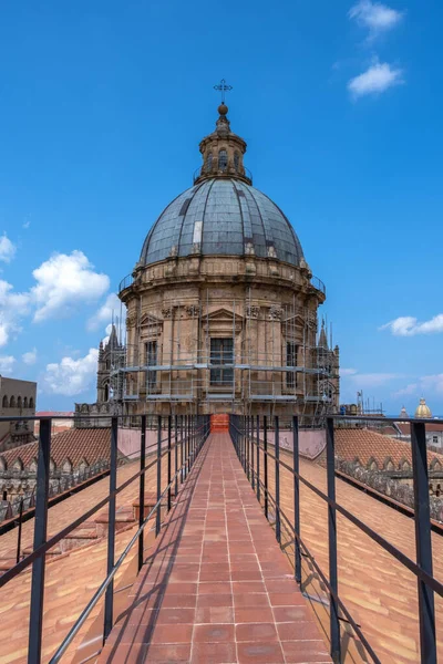 Ruta Turística Azotea Catedral Palermo Con Andamios Cúpula Restauración Monumentos — Foto de Stock