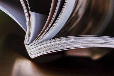 closeup açık kitap sayfaları