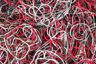 Elektrik kabloları ve kablolar hurda.